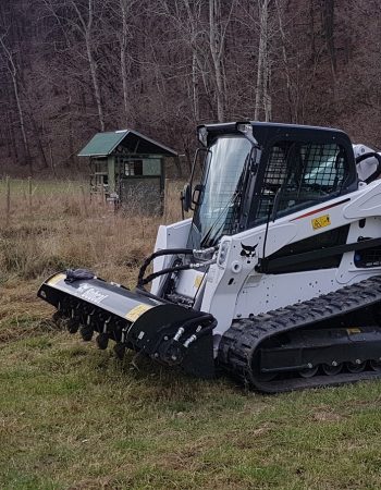 Bobcat T 770 kultivator-rekultivace pozemku-1